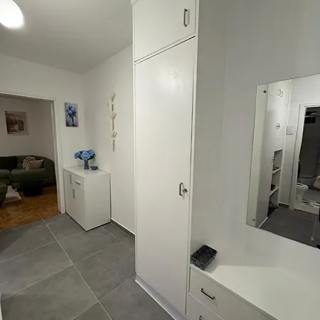 Vesna Apartman *